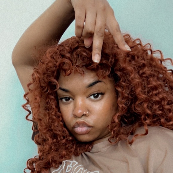 Meet your Posher, Rae - Picture 5 of 5